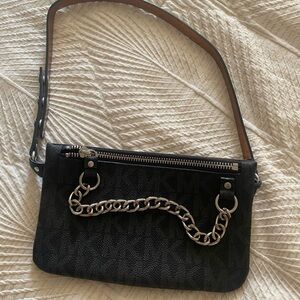Micheal Kors fanny pack